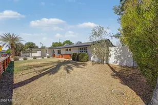 702 W Rose Ln, Phoenix, AZ 85013 - Photo 4