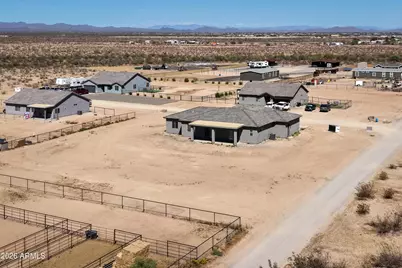 29134 N 254th Avenue, Wittmann, AZ 85361 - Photo 1