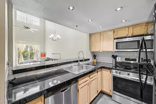 100 E Fillmore St, Phoenix, AZ 85004 - Photo 6