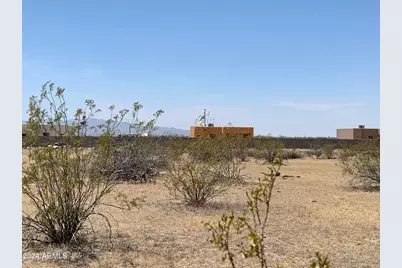 0 W Lowden 3 Road #-, Wittmann, AZ 85361 - Photo 2