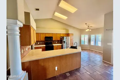 9340 W Wenden Drive, Arizona City, AZ 85123 - Photo 14