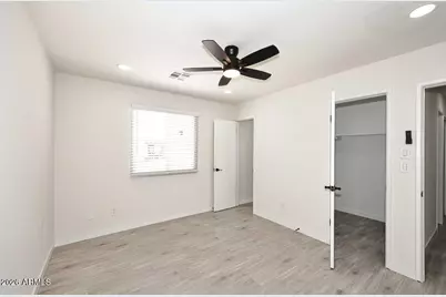 4343 E Union Hills Drive, Phoenix, AZ 85050 - Photo 18