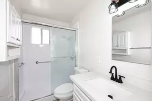 4343 E Union Hills Dr, Phoenix, AZ 85050 - Photo 16