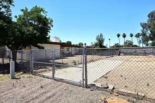 4343 E Union Hills Dr, Phoenix, AZ 85050 - Photo 20