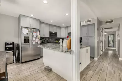 5209 N 18th Drive, Phoenix, AZ 85015 - Photo 10