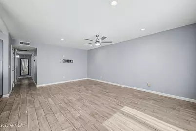 5209 N 18th Drive, Phoenix, AZ 85015 - Photo 8