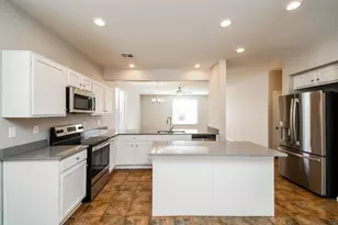 7014 E Kiva Ave, Mesa, AZ 85209 - Photo 6