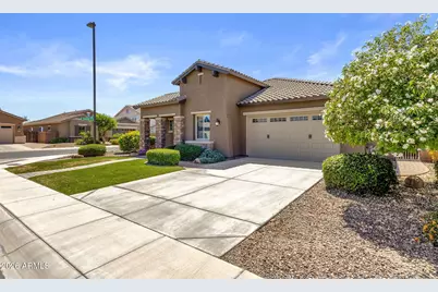 2593 E Plum Street, Gilbert, AZ 85298 - Photo 1