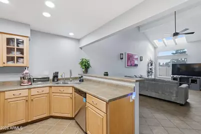 3302 E Aire Libre Avenue #102, Phoenix, AZ 85032 - Photo 12