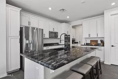 19322 W Valle Vista Way, Litchfield Park, AZ 85340 - Photo 4