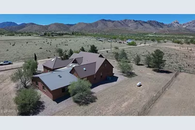 821 W Justin Street, Pearce, AZ 85625 - Photo 8