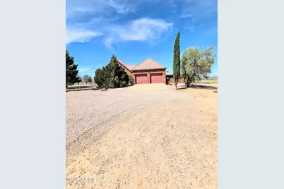 821 W Justin Street, Pearce, AZ 85625 - Photo 12