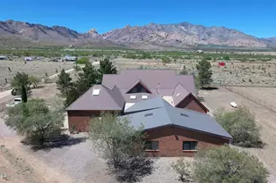 821 W Justin St, Pearce, AZ 85625 - Photo 6