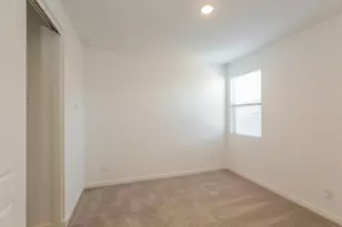 17484 W Sunnyslope Ln, Waddell, AZ 85355 - Photo 10