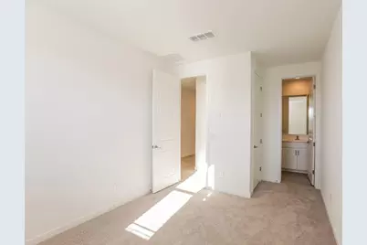 17484 W Sunnyslope Lane, Waddell, AZ 85355 - Photo 12