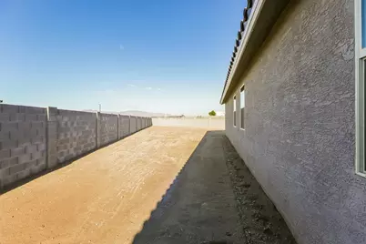 17484 W Sunnyslope Lane, Waddell, AZ 85355 - Photo 16