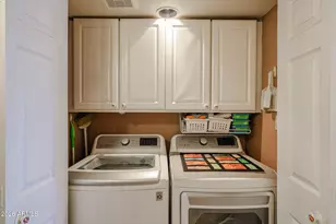 8929 W Lisbon Ln, Peoria, AZ 85381 - Photo 34