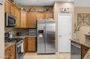 22326 N Arrellaga Dr, Sun City West, AZ 85375 - Photo 10