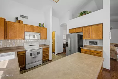 9850 W Menadota Drive, Peoria, AZ 85382 - Photo 16