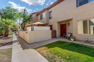 2040 S Longmore, Mesa, AZ 85202 - Photo 2