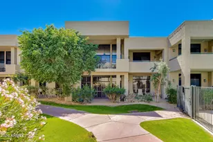 2802 E Camino Acequia Dr, Phoenix, AZ 85016 - Photo 16