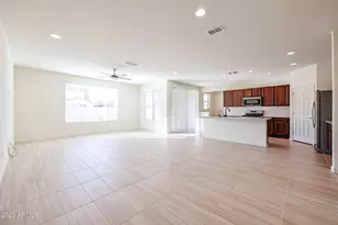 9039 W San Juan Ave, Glendale, AZ 85305 - Photo 8