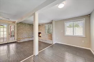 1326 E Avalon Dr, Phoenix, AZ 85014 - Photo 12