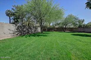 1326 E Avalon Dr, Phoenix, AZ 85014 - Photo 28