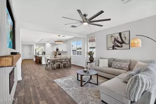 8450 W Medlock Dr, Glendale, AZ 85305 - Photo 10