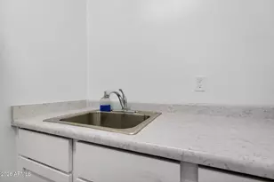 8450 W Medlock Dr, Glendale, AZ 85305 - Photo 36