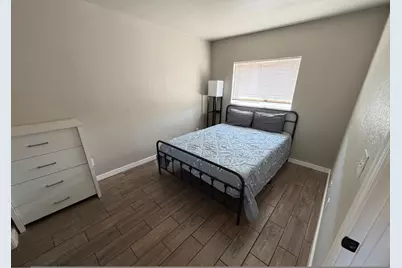 4422 N Longview Avenue #Apt 4, Phoenix, AZ 85014 - Photo 4