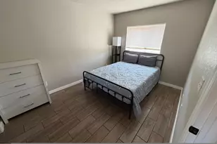 4422 N Longview Ave, Phoenix, AZ 85014 - Photo 4