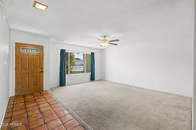 10632 N 49th Avenue, Glendale, AZ 85304 - Photo 4