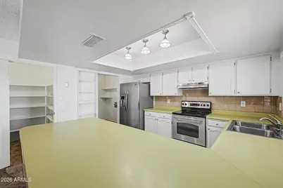 10632 N 49th Avenue, Glendale, AZ 85304 - Photo 10