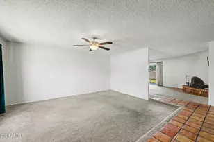 10632 N 49th Ave, Glendale, AZ 85304 - Photo 6