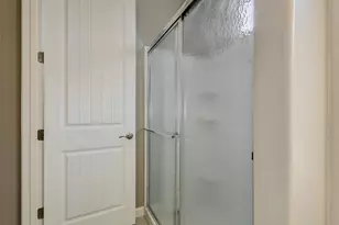 1367 S Country Club Dr, Mesa, AZ 85210 - Photo 12