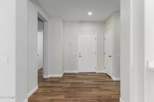 15930 W Autumn Cir, Surprise, AZ 85374 - Photo 10