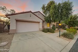 15930 W Autumn Cir, Surprise, AZ 85374 - Photo 6