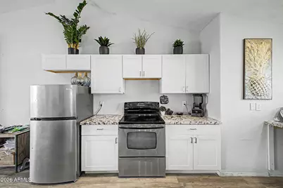 2722 E Marguerite Avenue, Phoenix, AZ 85040 - Photo 8