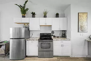 2722 E Marguerite Ave, Phoenix, AZ 85040 - Photo 8