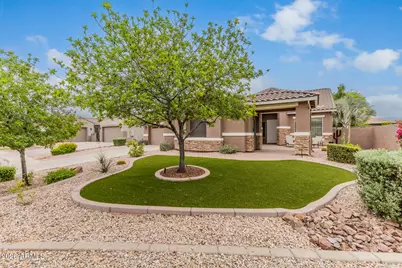 5239 S Amethyst Place, Chandler, AZ 85249 - Photo 4
