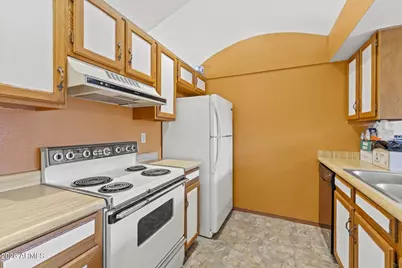 5123 W Willow Avenue, Glendale, AZ 85304 - Photo 6