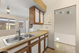 5123 W Willow Ave, Glendale, AZ 85304 - Photo 8