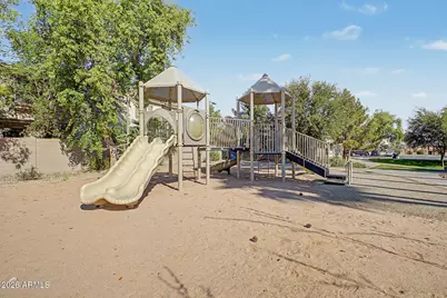 2954 E Donner Drive, Phoenix, AZ 85042 - Photo 24