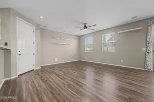 2954 E Donner Dr, Phoenix, AZ 85042 - Photo 6