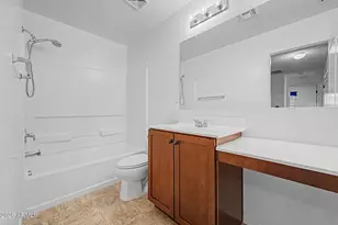 2954 E Donner Dr, Phoenix, AZ 85042 - Photo 20