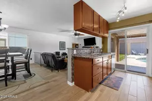 11001 N 46th Ave, Glendale, AZ 85304 - Photo 6