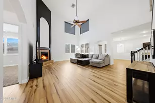 13486 N 177th Dr, Surprise, AZ 85388 - Photo 8