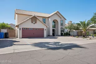 3419 E Rosemonte Dr, Phoenix, AZ 85050 - Photo 4