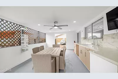 4146 W Desert Hills Drive, Phoenix, AZ 85029 - Photo 12